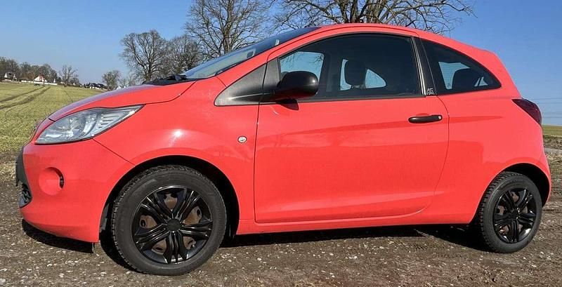 Gebraucht Ford Ka Trend 69 PS (50 kW) 2012 Rot Kleinwagen