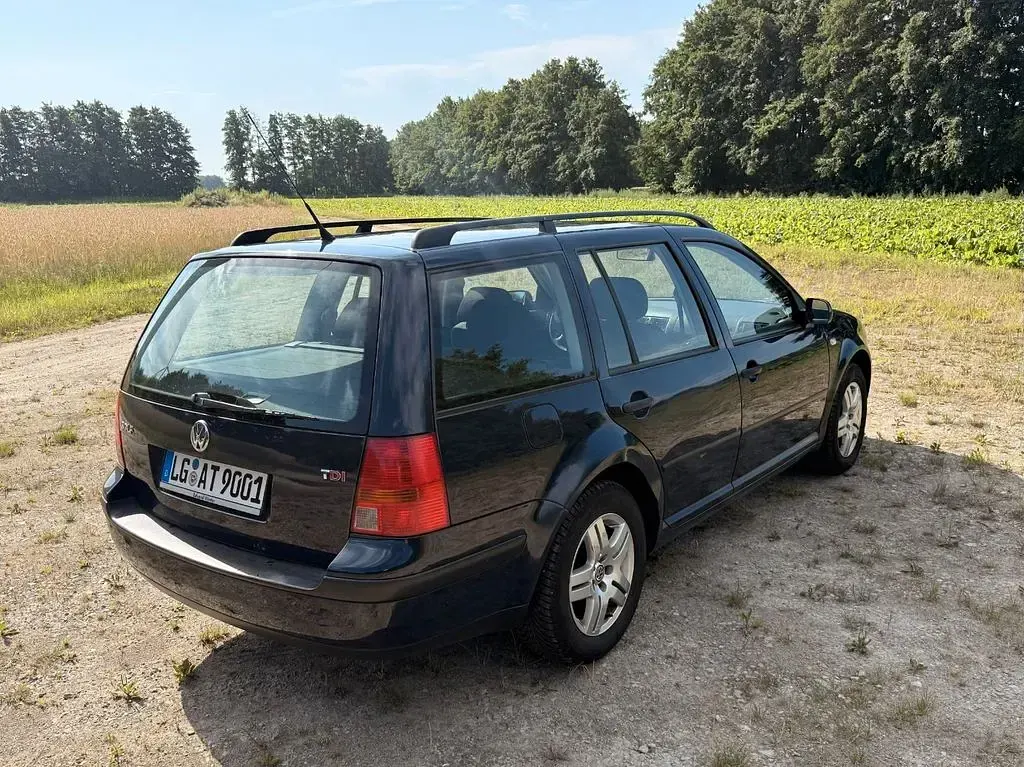 Gebraucht VW Golf IV 131 PS (96 kW) 2002 Blau Kombi