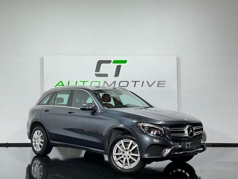 Grau Gebraucht 2016 Mercedes GLC220 SUV | 26.900 € (Teuer) - Bild 1/4
