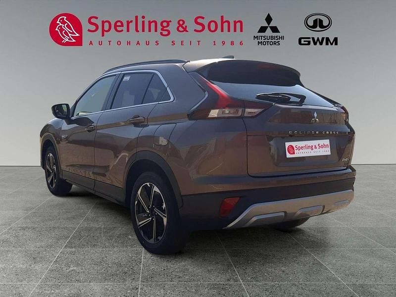 Gebraucht Mitsubishi Eclipse Cross Plus 188 PS (138 kW) 2022 Bronze braun SUV