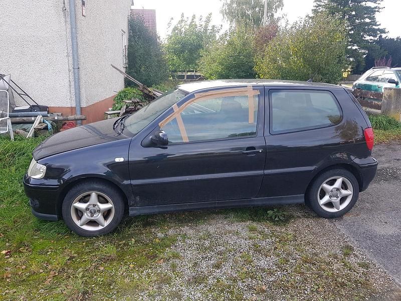 Schwarz Gebraucht 2001 VW Polo GTI Kleinwagen | 2.250 € (Fairer Preis) - Bild 1/4