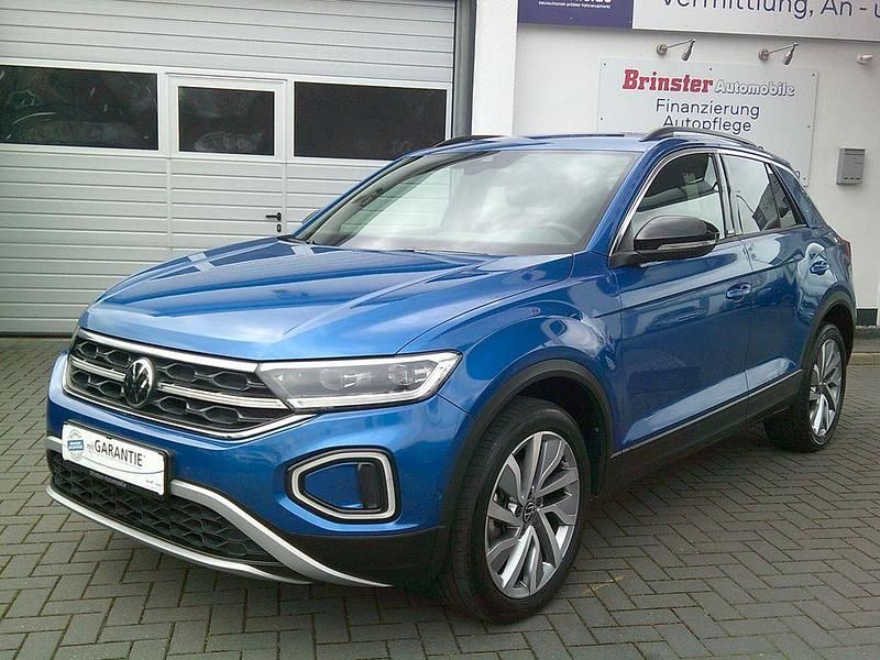 Gebraucht VW T-Roc Move 116 PS (85 kW) 2023 Blau SUV
