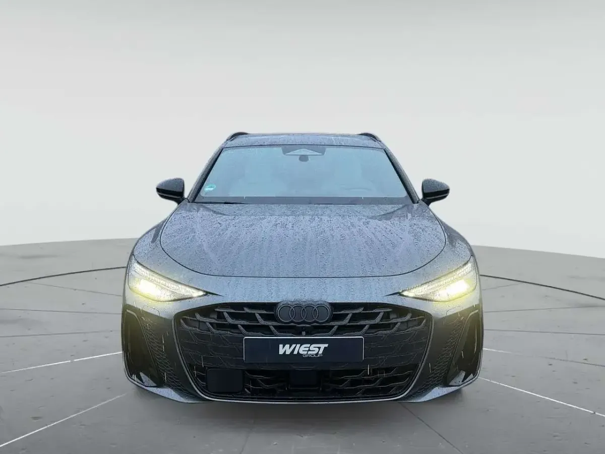 Gebraucht Audi A6 Ambiente 204 PS (150 kW) 2025 Daytonagrau perleffekt Kombi