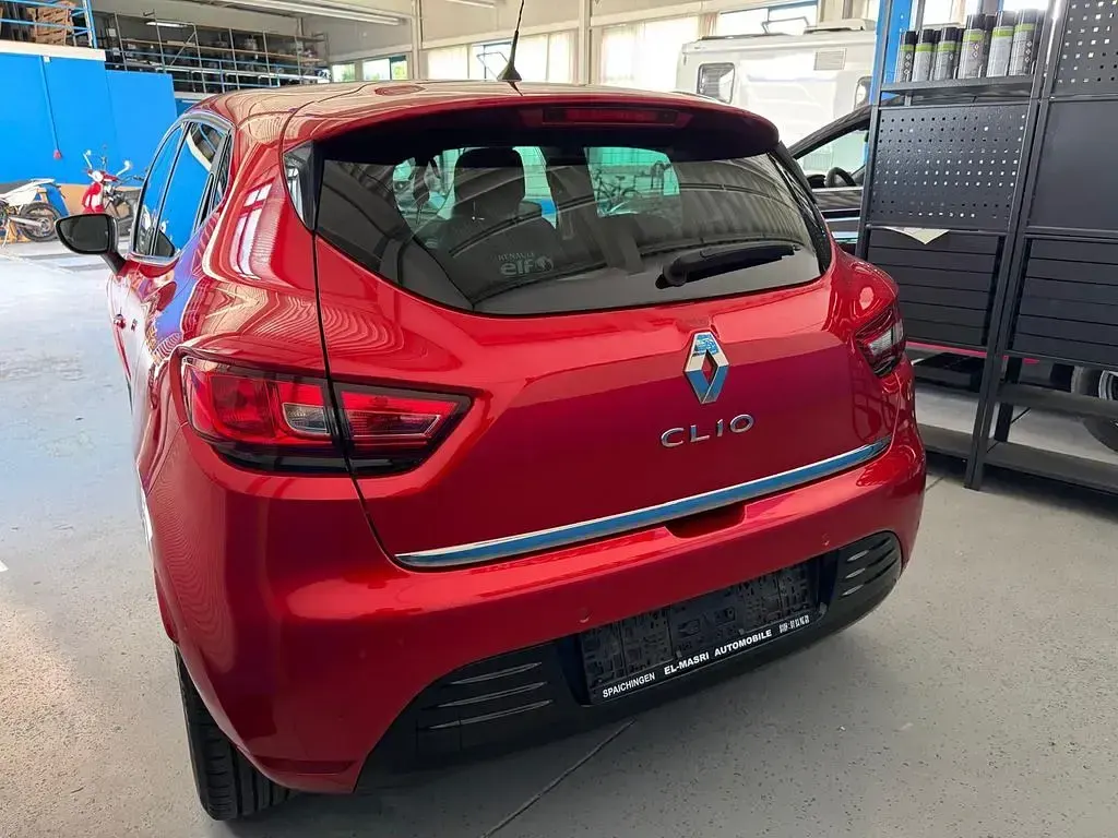 Gebraucht Renault Clio IV Collection 90 PS (66 kW) 2019 Rot Limousine