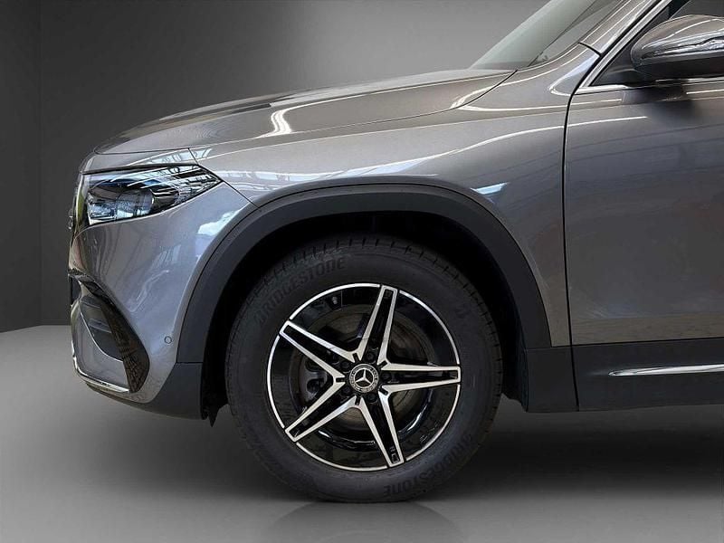 Gebraucht Mercedes EQB250 AMG 139 kW (190 PS) 2023 Metalliclack mountaingrau (metallic) SUV