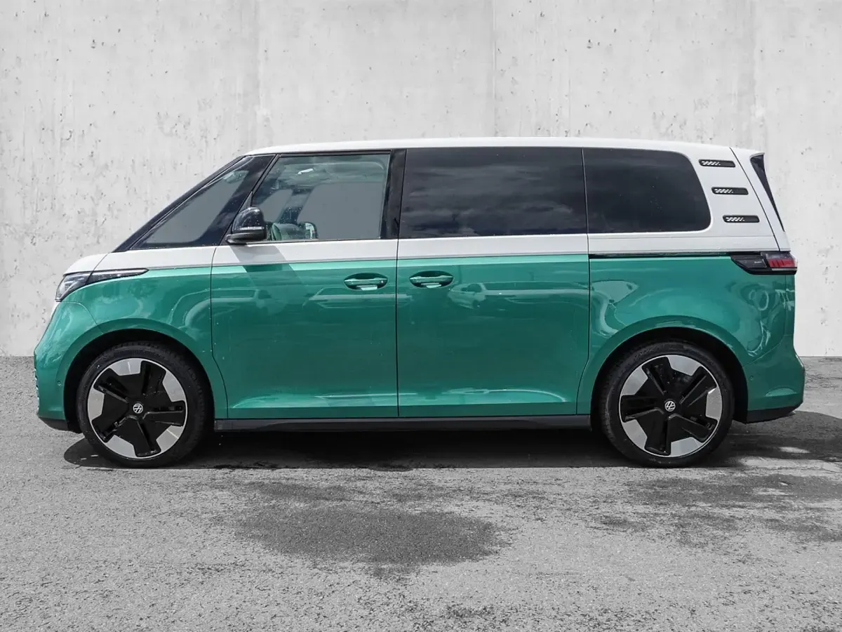 Gebraucht VW ID. Buzz Pro 150 kW (204 PS) 2024 Weiß Van / Kleinbus