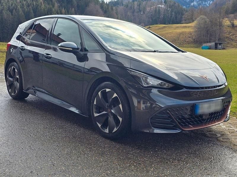 Second-hand Cupra Born e-Boost 169 kW (231 CP) 2022 Gri Hatchback