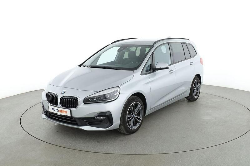 Grau Gebraucht 2019 BMW 218 Gran Tourer Sport Line Van / Kleinbus | 19.490 € (Fairer Preis) - Bild 1/3