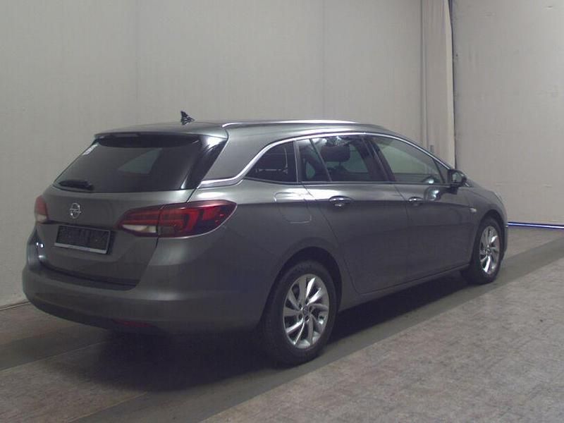 Usado Opel Astra Elegance 122 HP (89 kW) 2021 Cinzento Carrinha