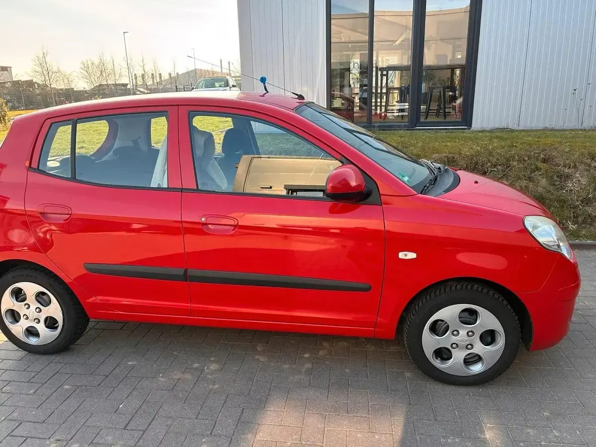 Gebraucht Kia Picanto Start 65 PS (47 kW) 2009 Rot Kleinwagen