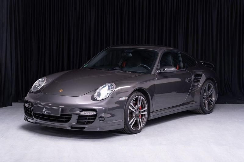Schiefer Gebraucht 2008 Porsche 911 Turbo Chrono Coupé | 82.997 € (Fairer Preis) - Bild 1/4
