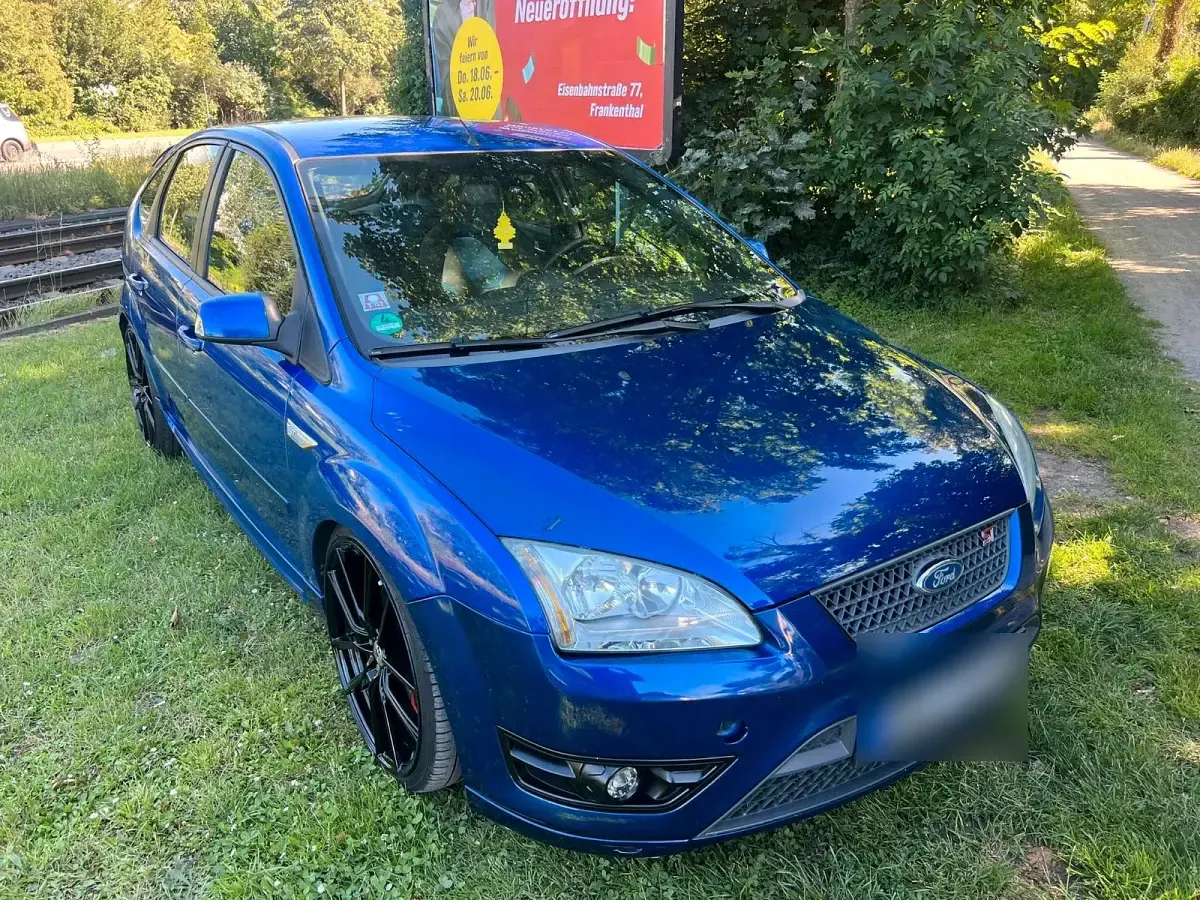 Gebraucht Ford Focus ST 226 PS (166 kW) 2006 Blau Limousine