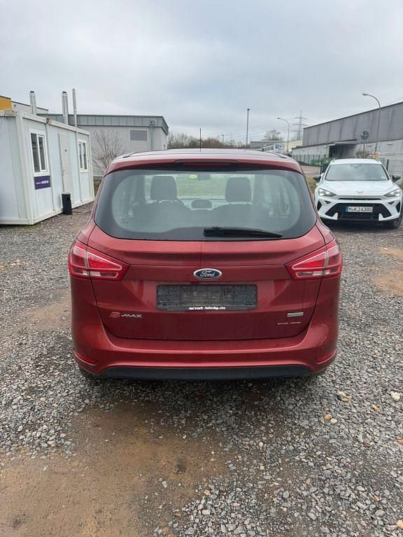 Gebraucht Ford B-MAX SYNC Edition 101 PS (74 kW) 2016 Rot Van / Kleinbus
