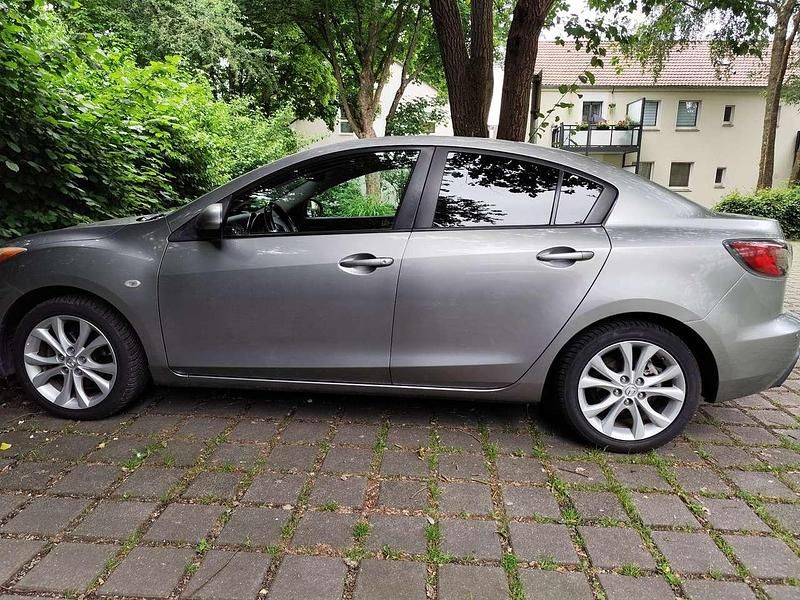 Second-hand Mazda 3 Active Plus 105 CP (77 kW) 2009 Berlinǎ