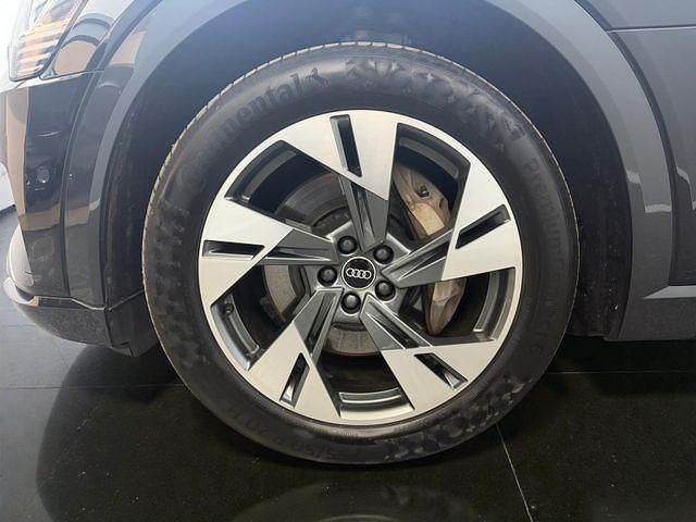 Gebraucht Audi e-tron Ambiente 300 kW (408 PS) 2021 Schwarz SUV