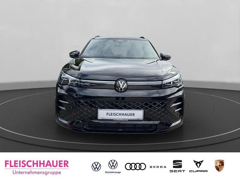 Neu VW Tiguan R-line 193 PS (141 kW) 2025 Schwarz SUV
