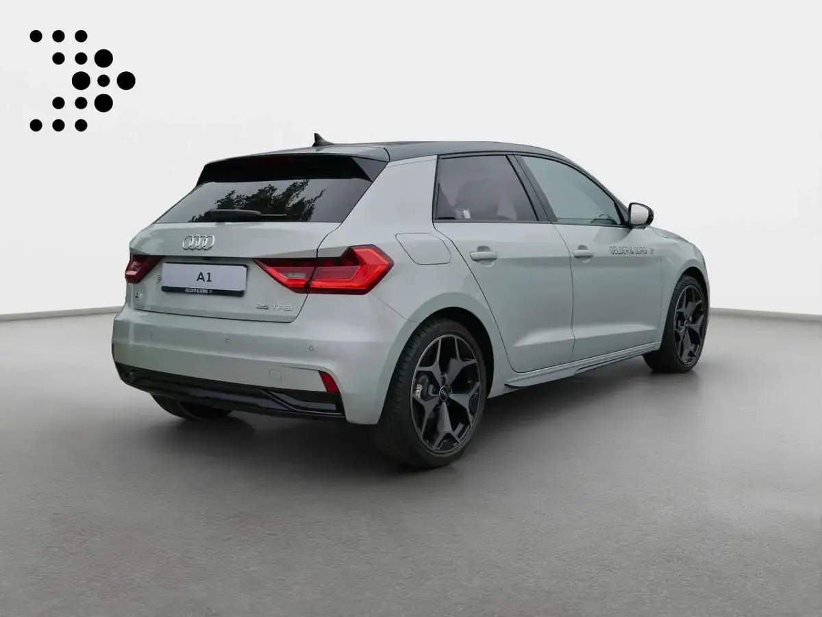 Gebraucht Audi A1 Advanced Plus 150 PS (110 kW) 2026 Tausilber metallic SUV