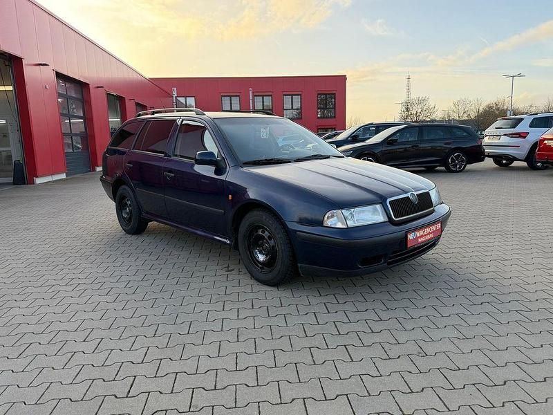 Gebraucht Skoda Octavia 101 PS (74 kW) 2001 Blau Kombi