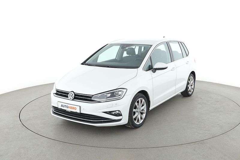 Weiß Gebraucht 2020 VW Golf Sportsvan Highline Van / Kleinbus | 18.740 € (Fairer Preis) - Bild 1/3