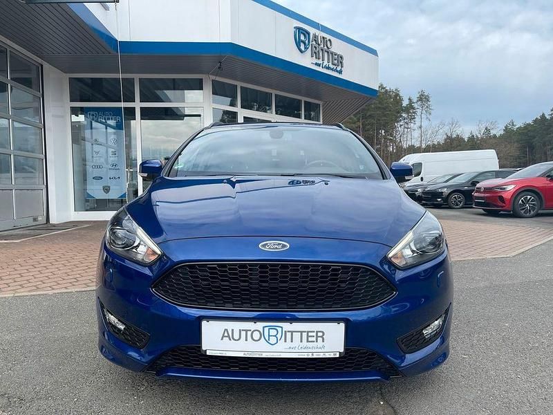 Gebraucht Ford Focus ST-Line 182 PS (133 kW) 2018 Blau Kombi