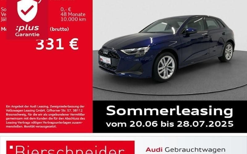 Blau Gebraucht 2024 Audi A3 Sportback Comfort Limousine | 34.750 € (Superpreis) - Bild 1/4