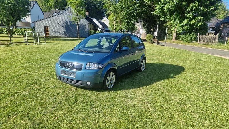 Blau Gebraucht 2000 Audi A2 Kleinwagen | 2.500 € (Fairer Preis) - Bild 1/4