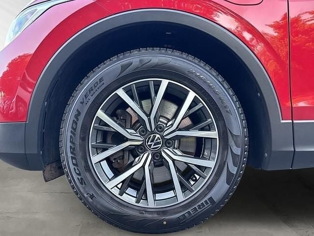 Gebraucht VW Tiguan 245 PS (180 kW) 2021 Rot SUV