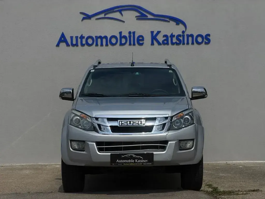 Gebraucht Isuzu D-Max 163 PS (119 kW) 2015 Silber SUV