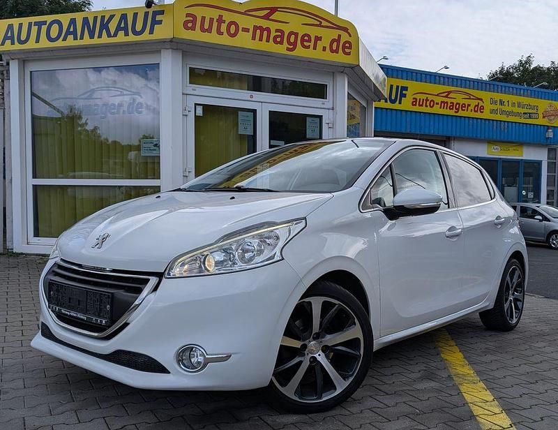 Blanc banquise Gebraucht 2015 Peugeot 208 Allure Kleinwagen | 5.850 € (Guter Preis) - Bild 1/4