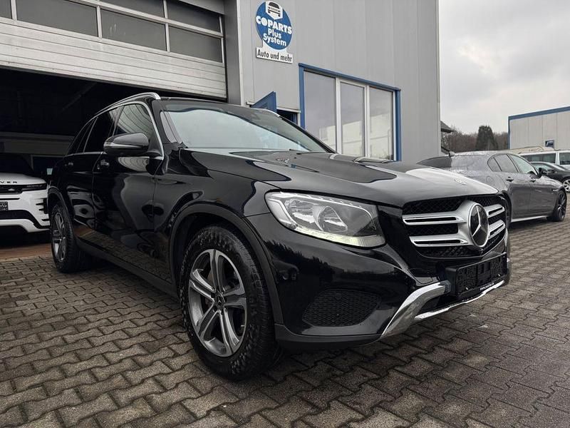 Gebraucht Mercedes GLC350 258 PS (189 kW) 2018 Schwarz SUV
