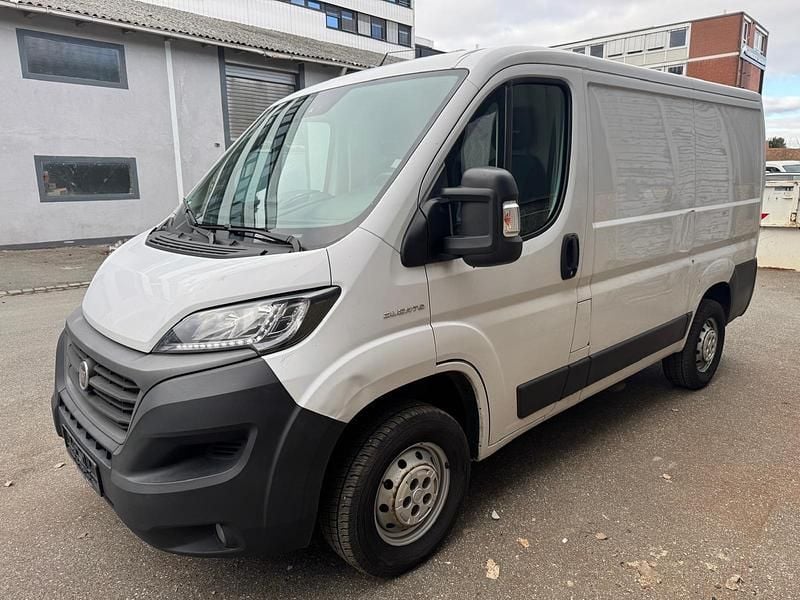Gebraucht Fiat Ducato 140 PS (102 kW) 2019 Weiß Van