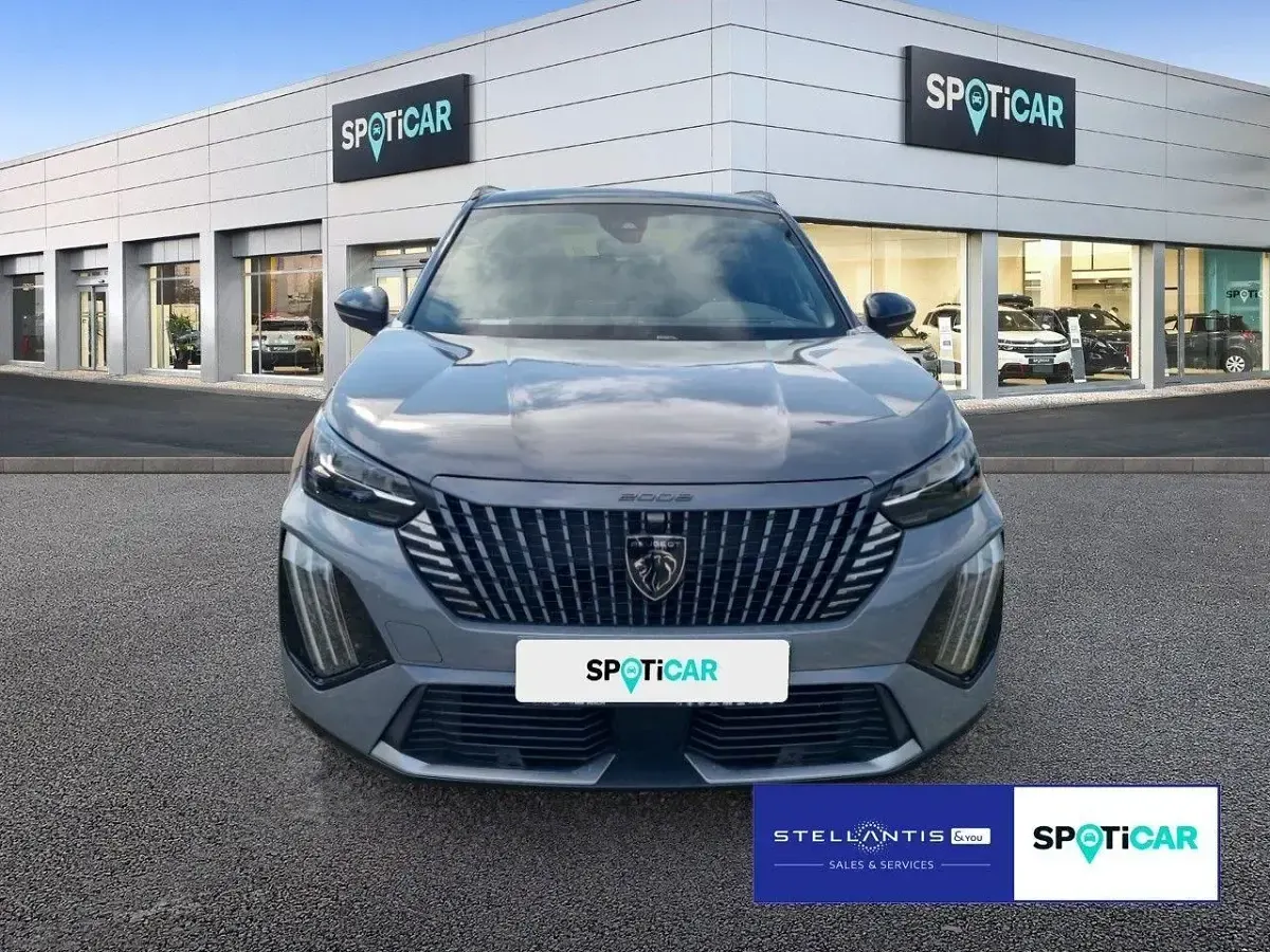 Gebraucht Peugeot 2008 GT 131 PS (96 kW) 2024 Grau SUV