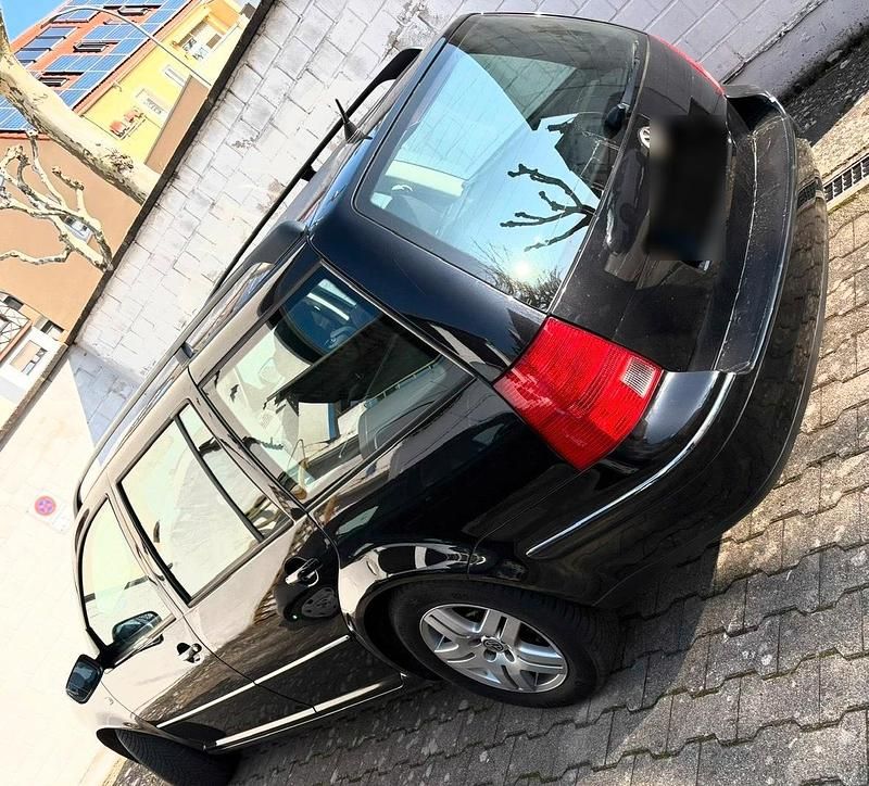 Gebraucht VW Bora 115 PS (84 kW) 2002 Schwarz Kombi