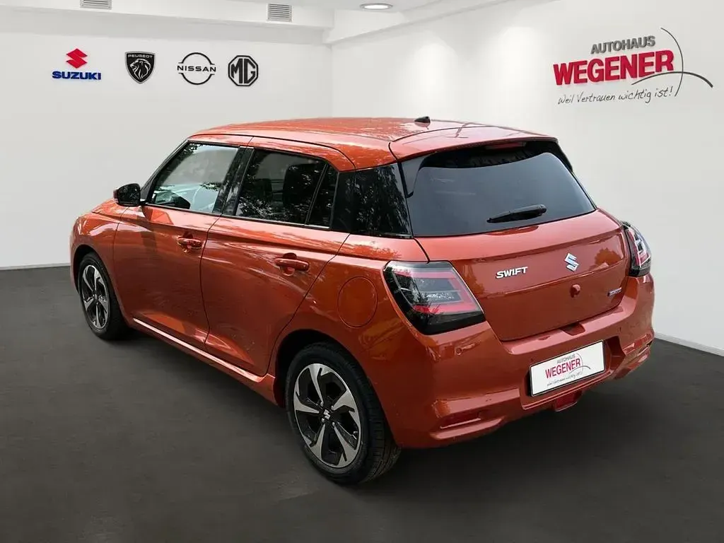 Neu Suzuki Swift Comfort+ 83 PS (61 kW) 2026 Flame orange pearl met. Kleinwagen