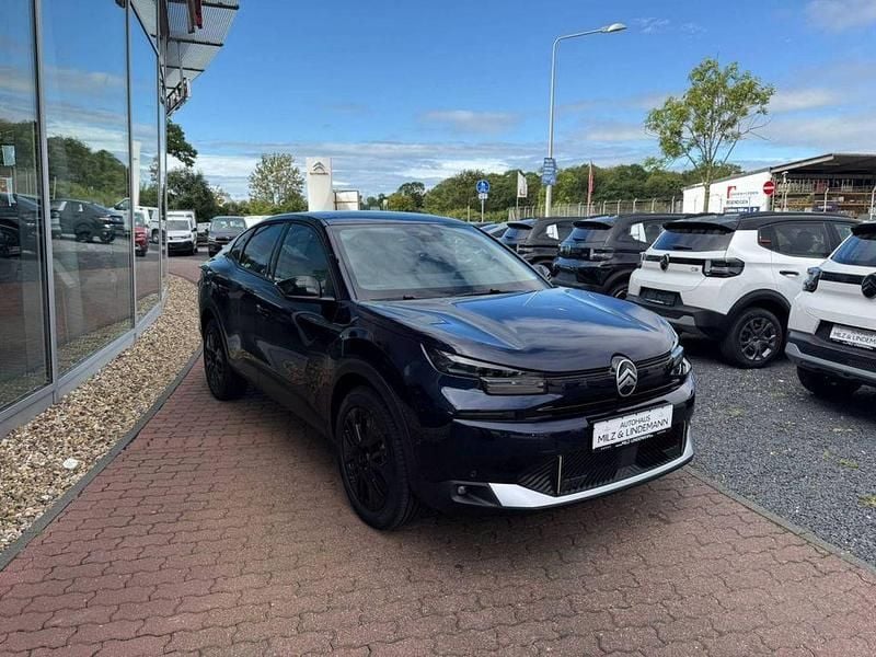 Neu Citroën C4 X 145 PS (106 kW) 2026 Metalliclackierun (blau SUV