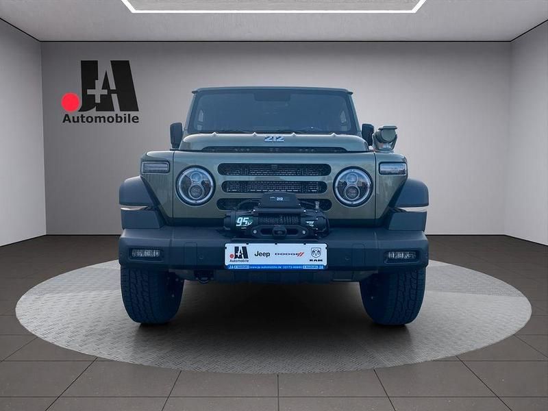 Neu BAW 212 166 PS (122 kW) 2025 Grün SUV