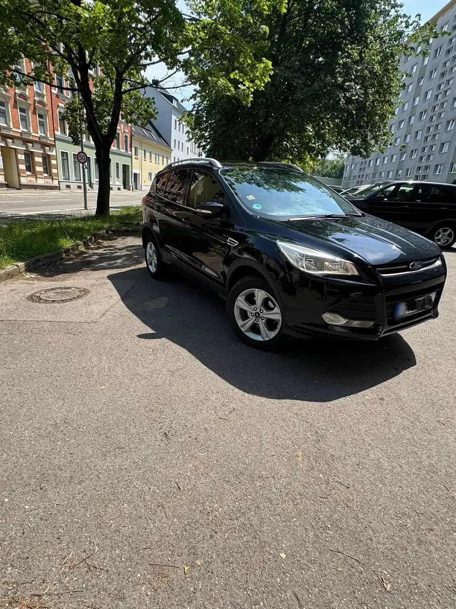 Gebraucht Ford Kuga 2016 Schwarz SUV