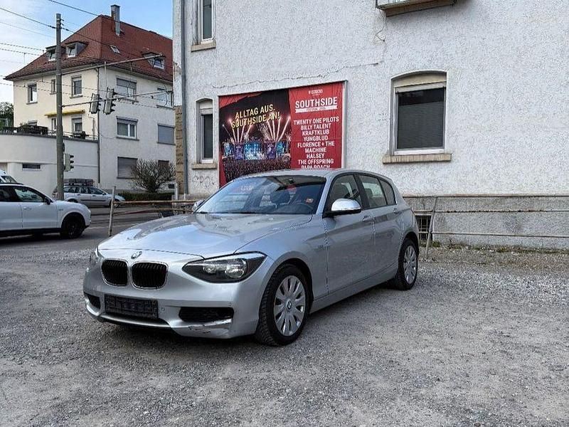 Gebraucht BMW 116 Advantage 116 PS (85 kW) 2014 Silber Kleinwagen