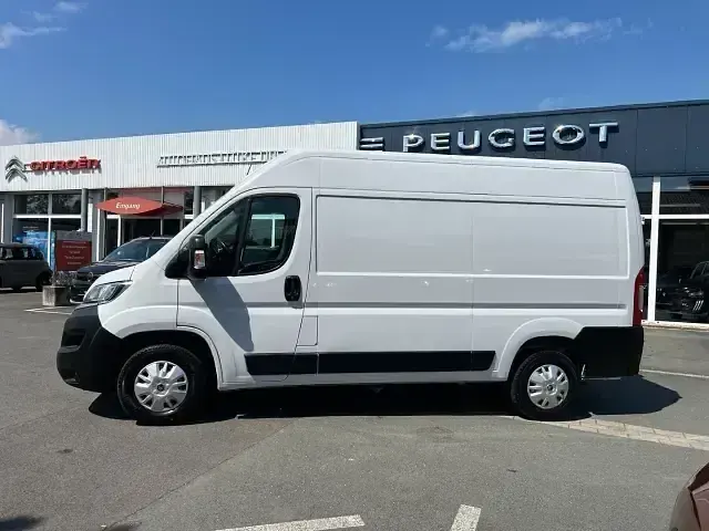 Gebraucht Citroën Jumper 165 PS (121 kW) 2022 Epr blanc icy/zweis Van / Kleinbus