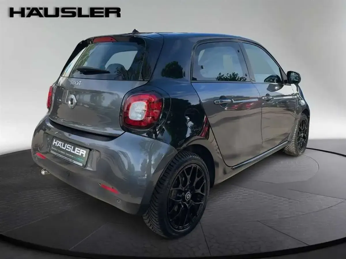 Gebraucht Smart ForFour Passion 90 PS (66 kW) 2015 Grau Kleinwagen