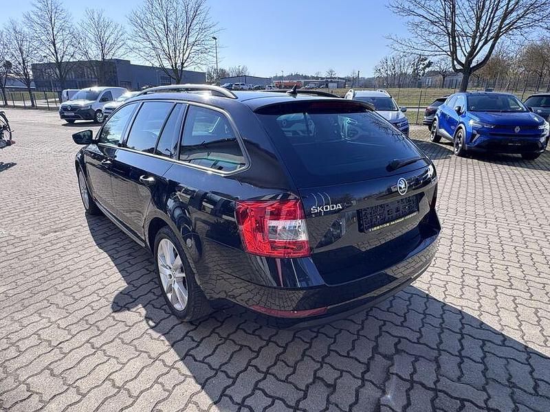 Second-hand Skoda Octavia Style 116 CP (85 kW) 2020 Negru Break