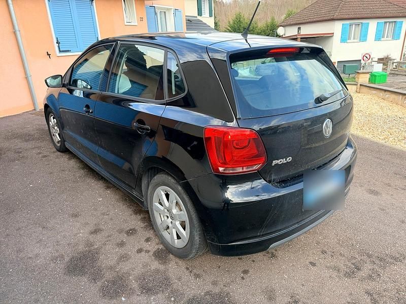 Gebraucht VW Polo 75 PS (55 kW) 2011 Schwarz Kleinwagen