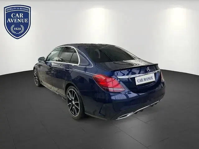 Gebraucht Mercedes C200 AMG line 160 PS (117 kW) 2021 Blau schwarz Limousine