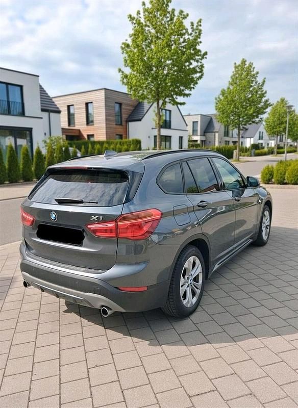 Gebraucht BMW X1 Performance 190 PS (139 kW) 2016 Grau SUV