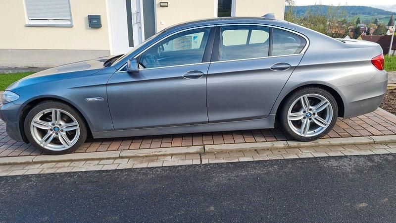 Second-hand BMW 523 204 CP (150 kW) 2011 Gri Berlinǎ