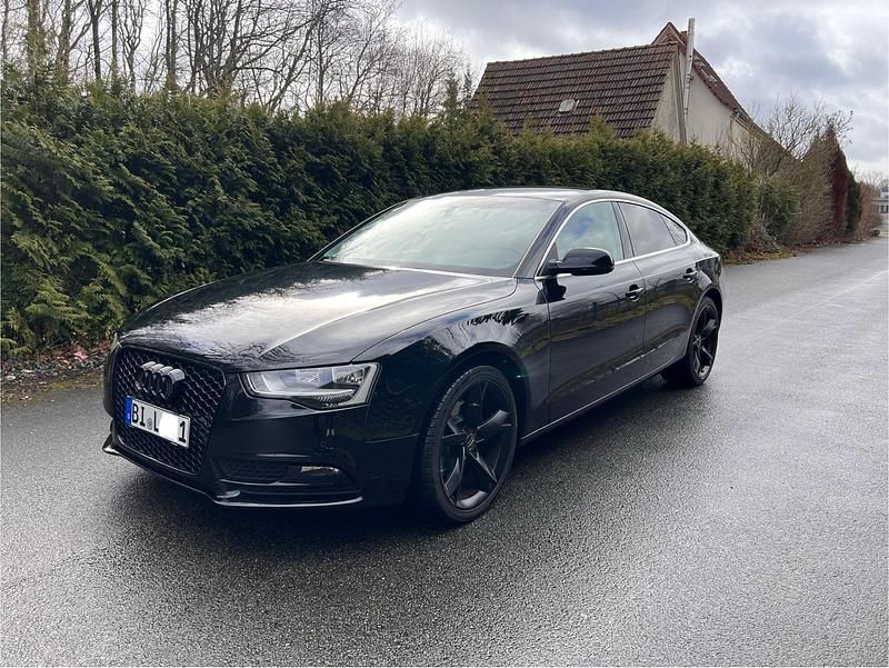 Gebraucht Audi A5 Sportback 170 PS (125 kW) 2013 Schwarz Kleinwagen