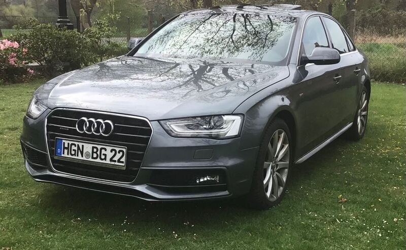 Gebraucht 2013 Audi A4 Attraction Limousine | 10.500 € (Superpreis) - Bild 1/4