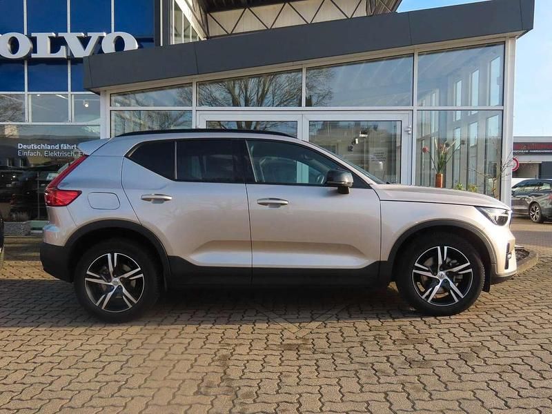 Gebraucht Volvo XC40 Plus 197 PS (144 kW) 2023 Bright dusk SUV