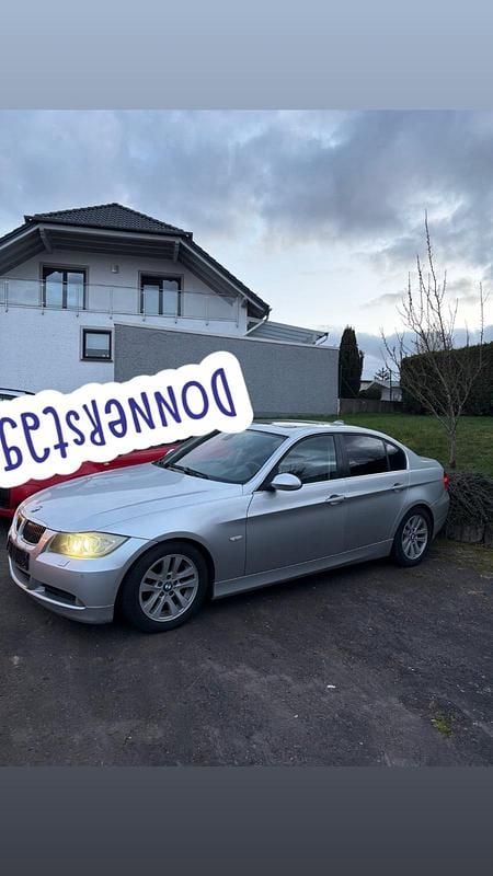 Gebraucht BMW 325 2005 Silber Limousine