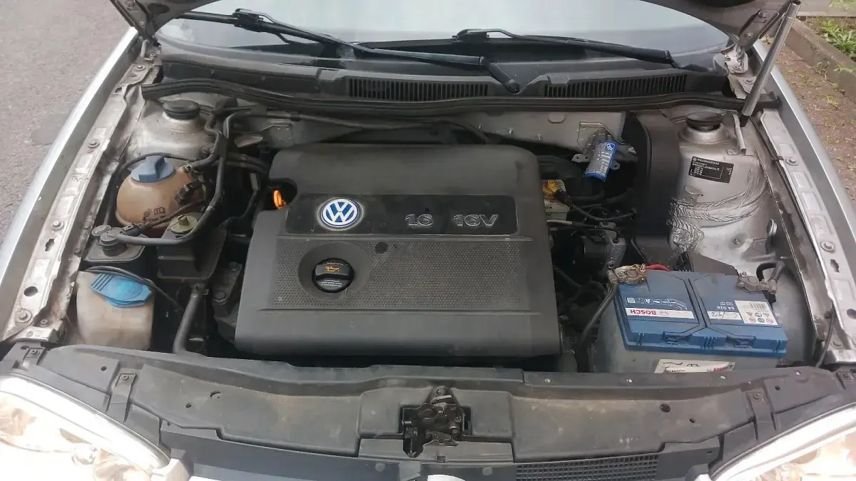 Gebraucht VW Golf IV 104 PS (76 kW) 2001 Grau Kleinwagen